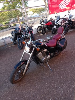 Honda Shadow 600cc Cruiser Negra. valida carnet A2