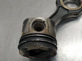 PISTON MERCEDES-BENZ VITO BASIC-KOMBI (639) 65194