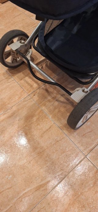 Carrito de bebé azul marino