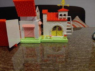 Granja Pinypon con figuras y accesorios