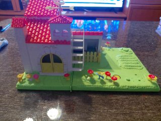 Granja Pinypon con figuras y accesorios