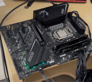 I5 10600k + MSI MPG Z490 Gaming Edge WiFi