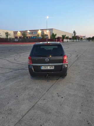 Opel Zafira 2013