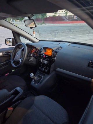 Opel Zafira 2013