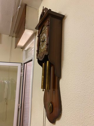 Reloj de péndulo antiguo madera