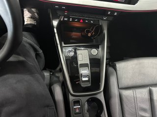 Audi A3 2.0 TSI 204 40TFSI STRONIC DESIGN LUXE (2022)