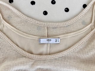 Vestido canalé beige largo de tirantes con forro