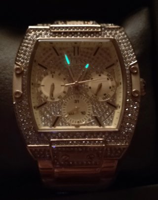 Reloj Guess Phoenix nuevo dorado