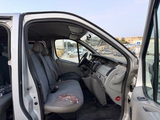 RENAULT TRAFIC 1.9 DCi 100CV 6 PLAZAS