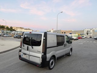 RENAULT TRAFIC 1.9 DCi 100CV 6 PLAZAS