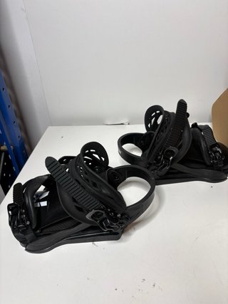 : Fijaciones Snowboard NEUWEABY Negras