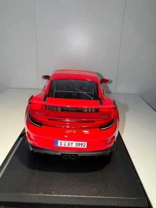 1:18 Porsche 911 GT3