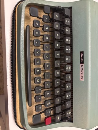 Olivetti Lettera 32 Máquina de Escribir