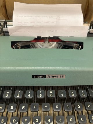 Olivetti Lettera 32 Máquina de Escribir