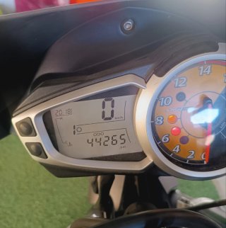 Triumph Street Triple R 675