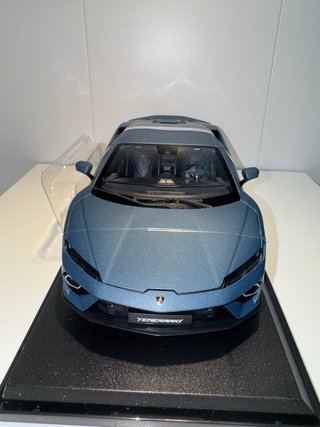 1:18  Lamborghini Temerario