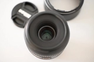 Objetivo Nikon AF-S DX Macro 40mm. Está como nuevo