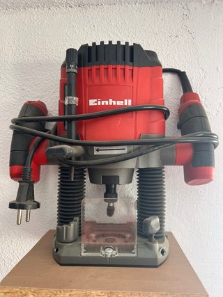 Fresadora Einhell Roja