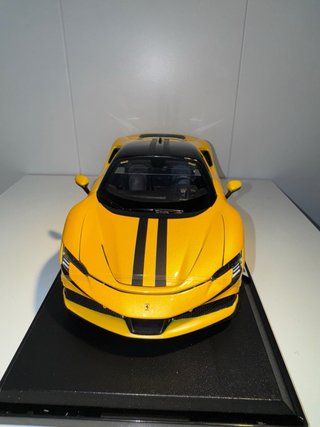 1:18 Ferrari SF90 Stradale