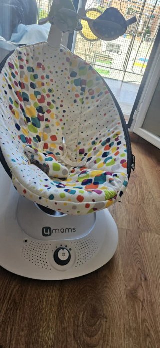 Mecedora bebé 4moms