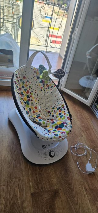 Mecedora bebé 4moms