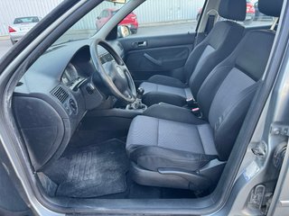 Volkswagen Golf 2003