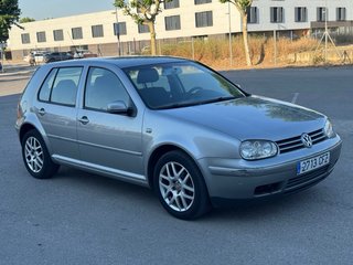 Volkswagen Golf 2003
