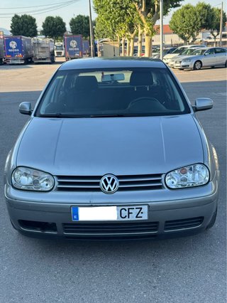 Volkswagen Golf 2003