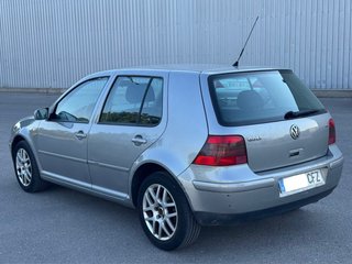 Volkswagen Golf 2003