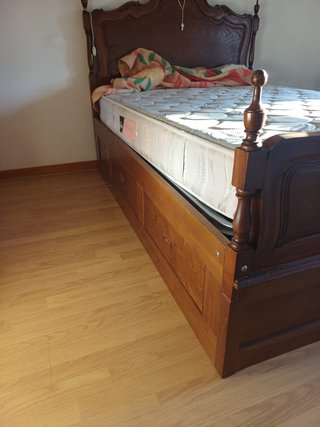 Cama casal madeira com gavetões