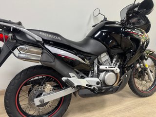 Honda Transalp XL 650 V Negra