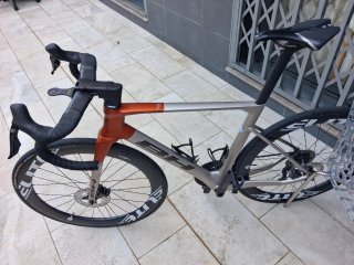 Bicicleta Carretera BH RS1 4.0 Di2 Talla M