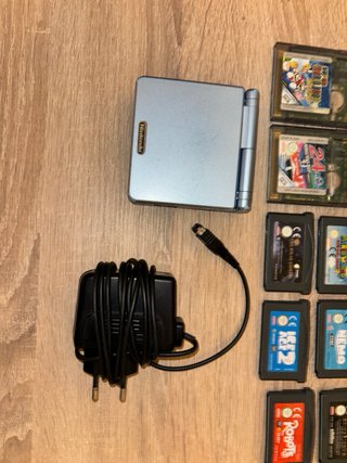 Consola Game Boy Advance SP + 11 juegos