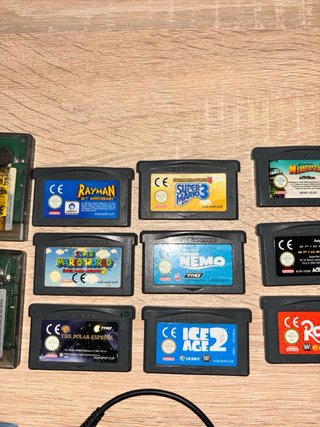 Consola Game Boy Advance SP + 11 juegos
