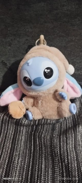Peluche Labubu Stitch con capucha