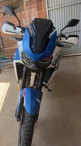 Honda africa twin 1100 standard 2023