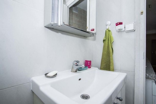 Piso en alquiler en El Raval en Barcelona - Imagen 3