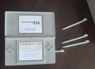 Nintendo DS Lite Blanca + Juego Brain Training