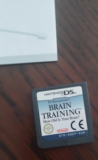 Nintendo DS Lite Blanca + Juego Brain Training