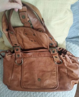 Bolso piel blanda marrón
