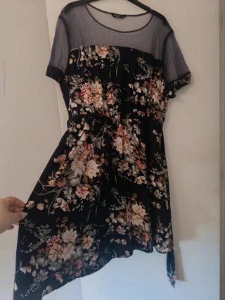 Vestido veraniego de estampado de flores