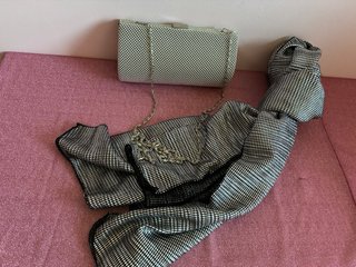 Bolso de fiesta plateado. Volum.El Corte Inglés.