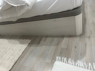 Cama canape , se regala el colchon  150x180