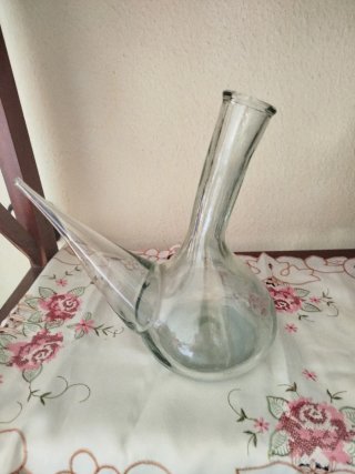 Brocche di vino in vetro con tappo