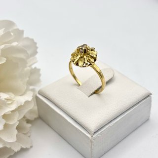 Anillo de oro 18kt con diamante