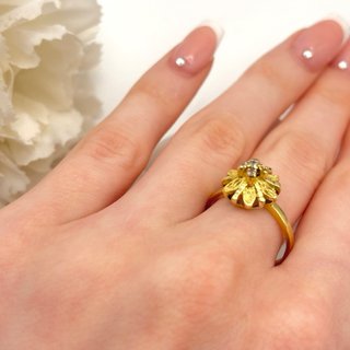 Anillo de oro 18kt con diamante
