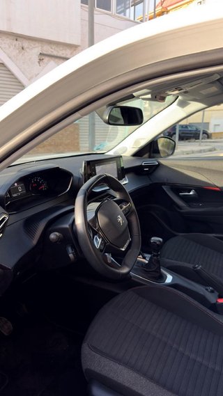 Peugeot 2008 (2022)