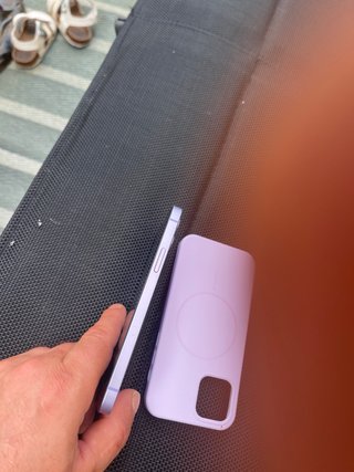 iPhone 12 viola