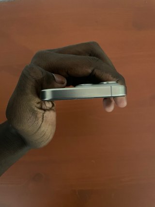 iPhone 15 Pro Grigio - Pezzi di Ricambio