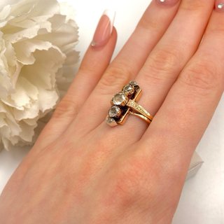 Anillo de oro 18kt con diamantes